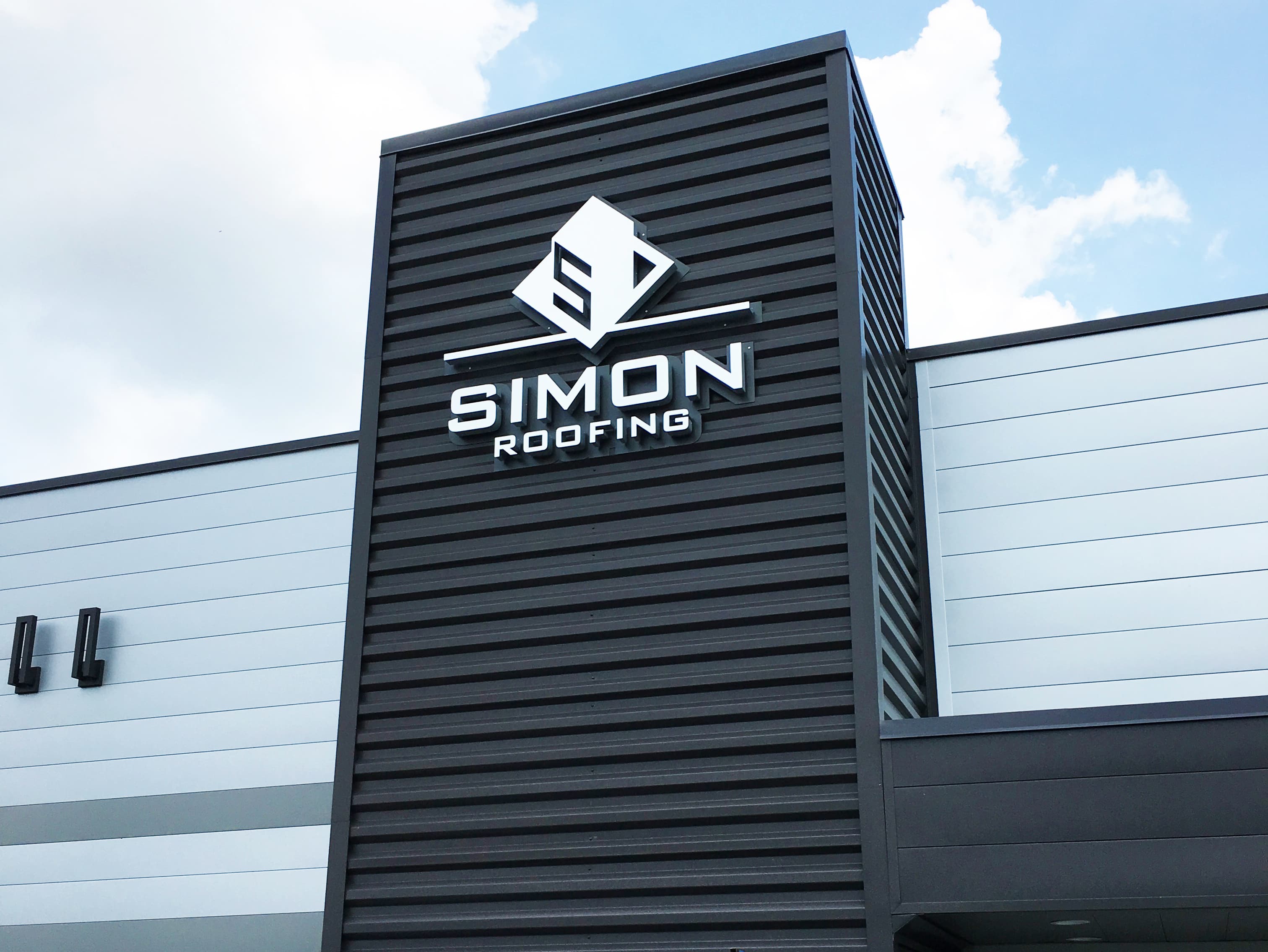 Simon Roofing Boardman headquarters exterior with diamond logo